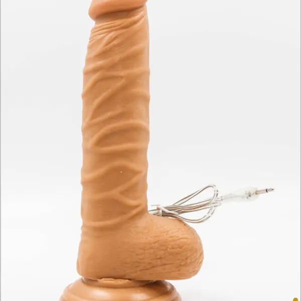 Dương vật giả Lovetoy 8.5 inch đưa nàng lên đỉnh dễ dàng