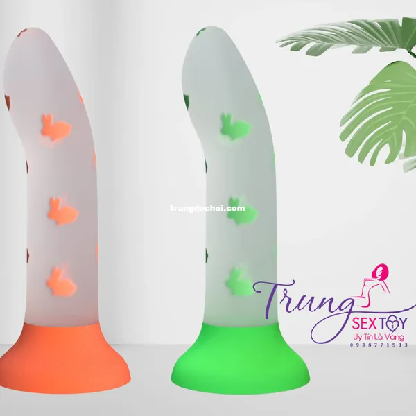 Dương Vật Giả Phát Sáng - Khoái Cảm Đỉnh Cao Trong Bóng Tối