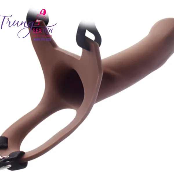 Dương vật giả dây đeo rỗng ruột như thật giải quyết nhu cầu nhanh chóng