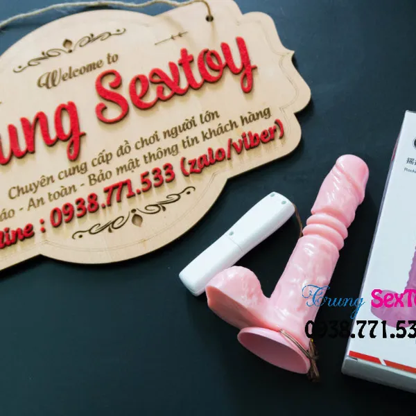 Sướng không diễn tả được với dương vật giả King Size rung thụt ngoáy