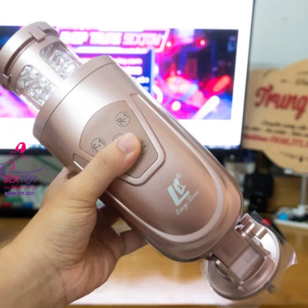Máy thủ dâm Flashing Lover bạn đồng hành trong mỗi cuộc yêu