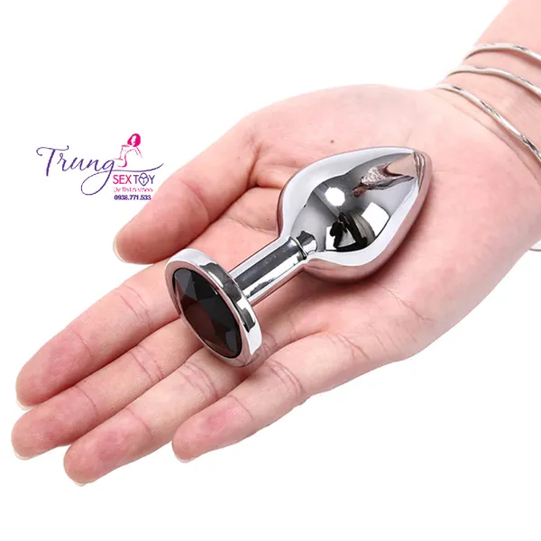 Kích thích mọi dòng cảm xúc với phích cắm hậu môn bằng thép này