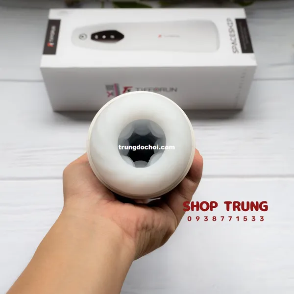 Máy bú mút tự động Tifforun Spaceship Automatic Stroker