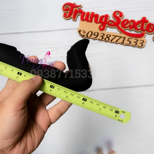 Sung sướng, thăng hoa với dụng cụ kích thích hậu môn Carlota