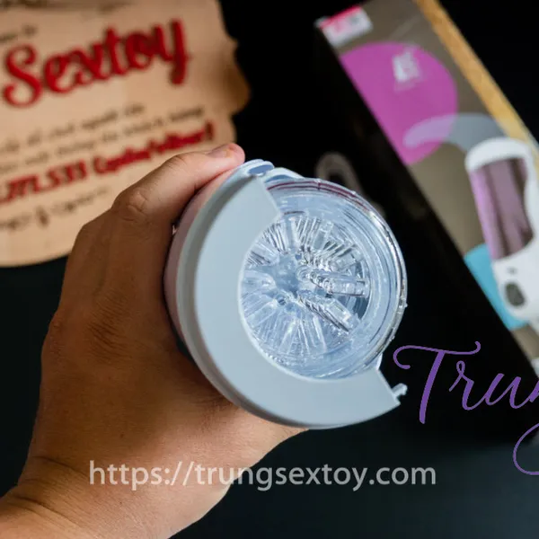 Easy Love Comanche - Chuyện lên đỉnh cho phái nam chẳng còn là điều khó khăn