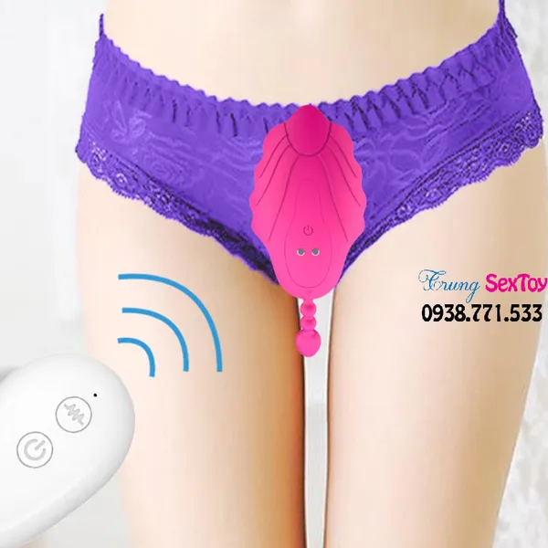 Trứng rung điều khiển từ xa chị em tha hồ tự sướng trong đê mê