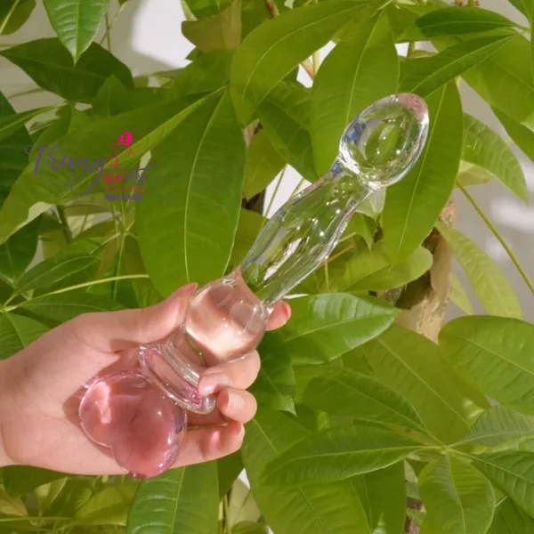 Đồ chơi người lớn bằng thuỷ tinh nhìn cực kỳ sang trọng
