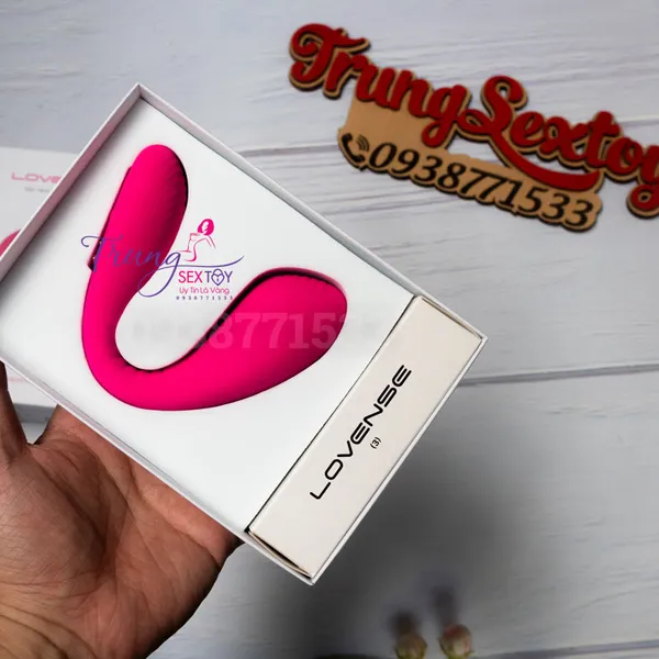 Trứng rung điều khiển qua ứng dụng điện thoại Lovense Quake