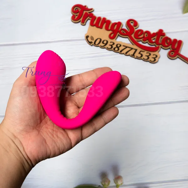 Trứng rung điều khiển qua ứng dụng điện thoại Lovense Quake