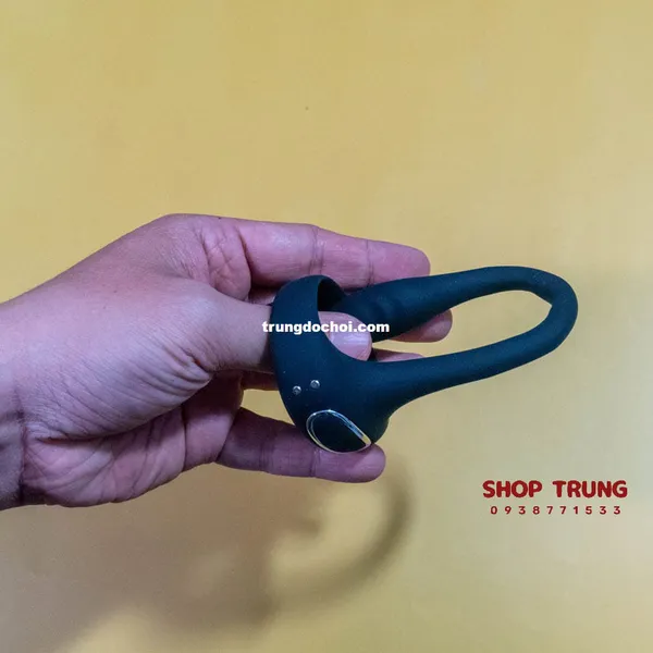 Tăng cường khoái cảm và kích thích bản thân bằng vòng rung đeo dương vật