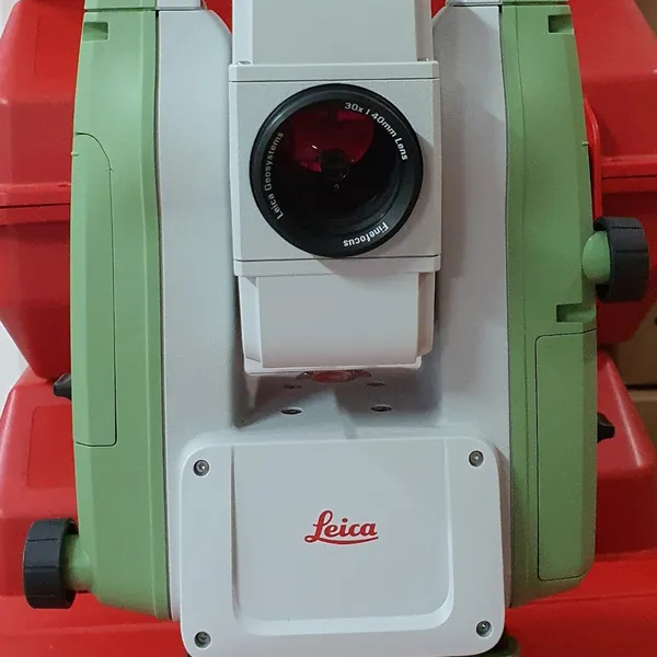 TOÀN ĐẠC ĐIỆN TỬ  LEICA TS 03, 5” ,  R500  ,
