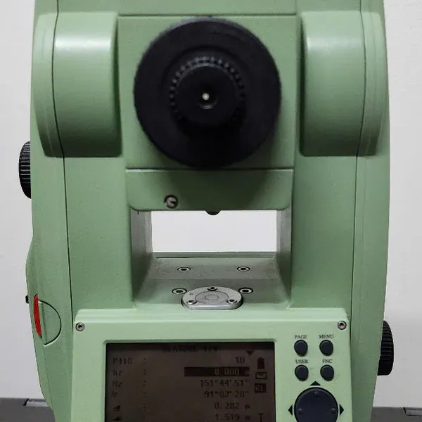 Máy toàn đạc điện tử Leica TCR402 Power