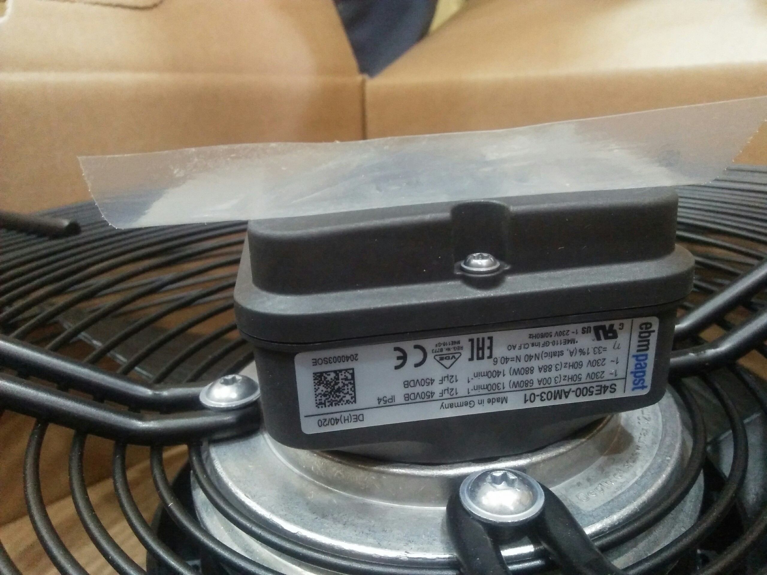 Quạt Condenser Ebm past S4E500AM0301