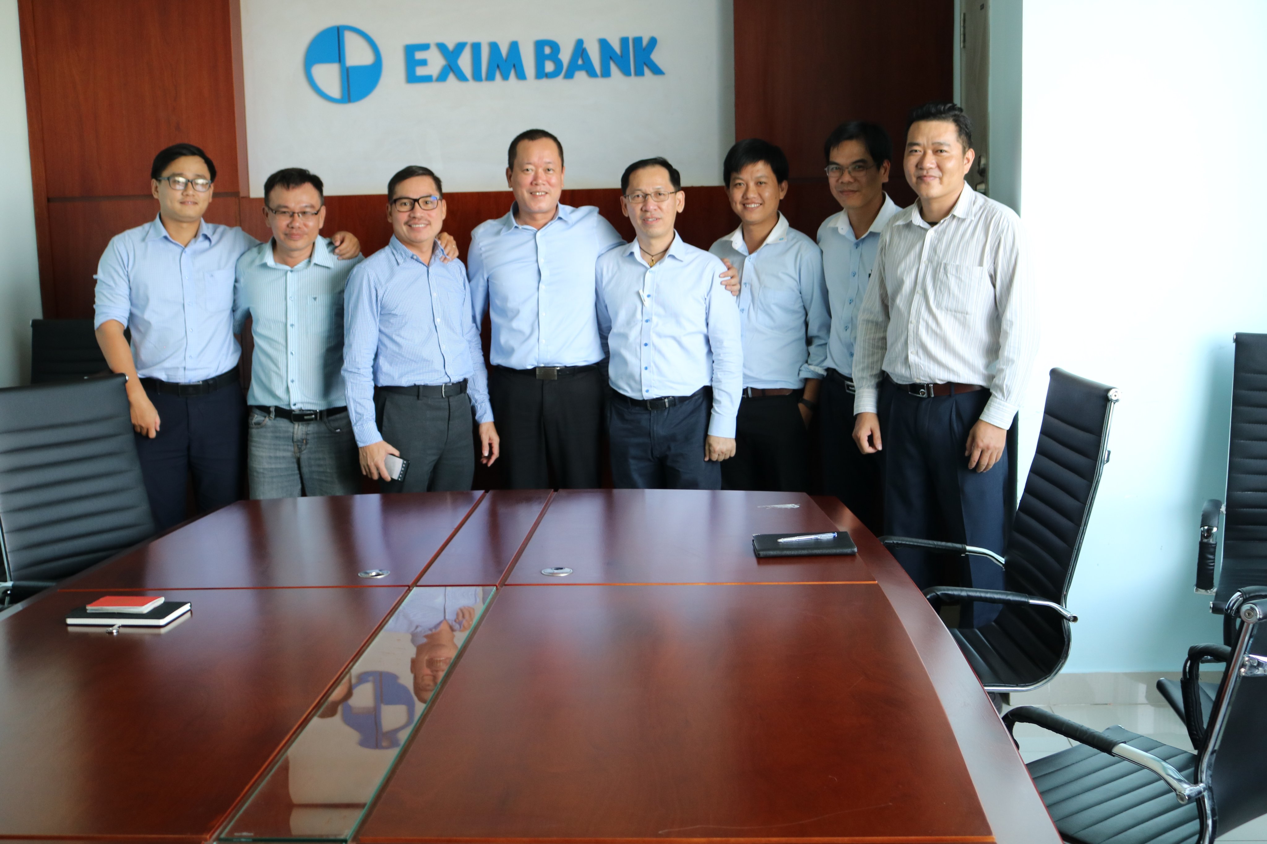 Dịch vụ hạ tầng phòng server