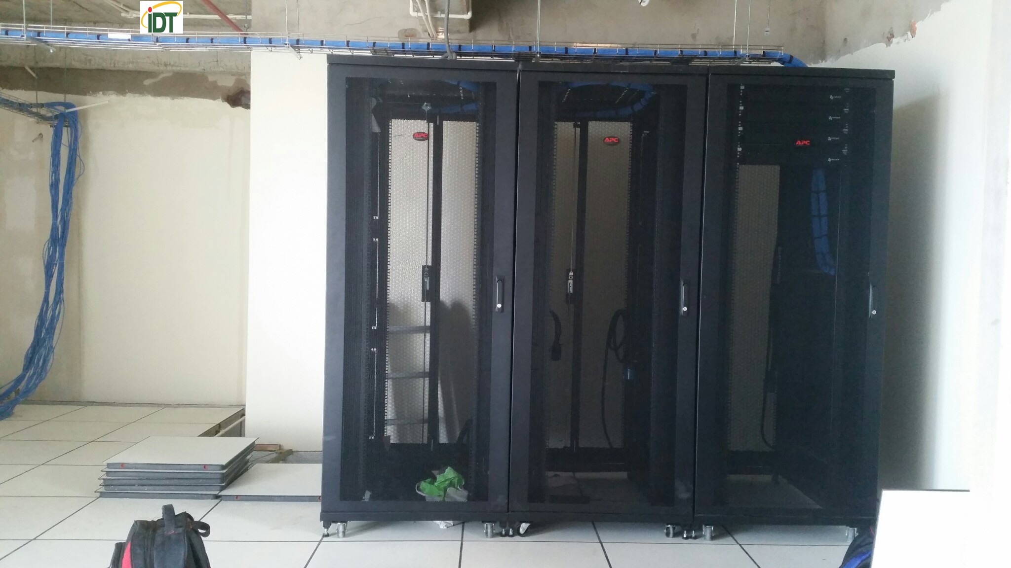 DI DỜI THIẾT BỊ PHÒNG SERVER