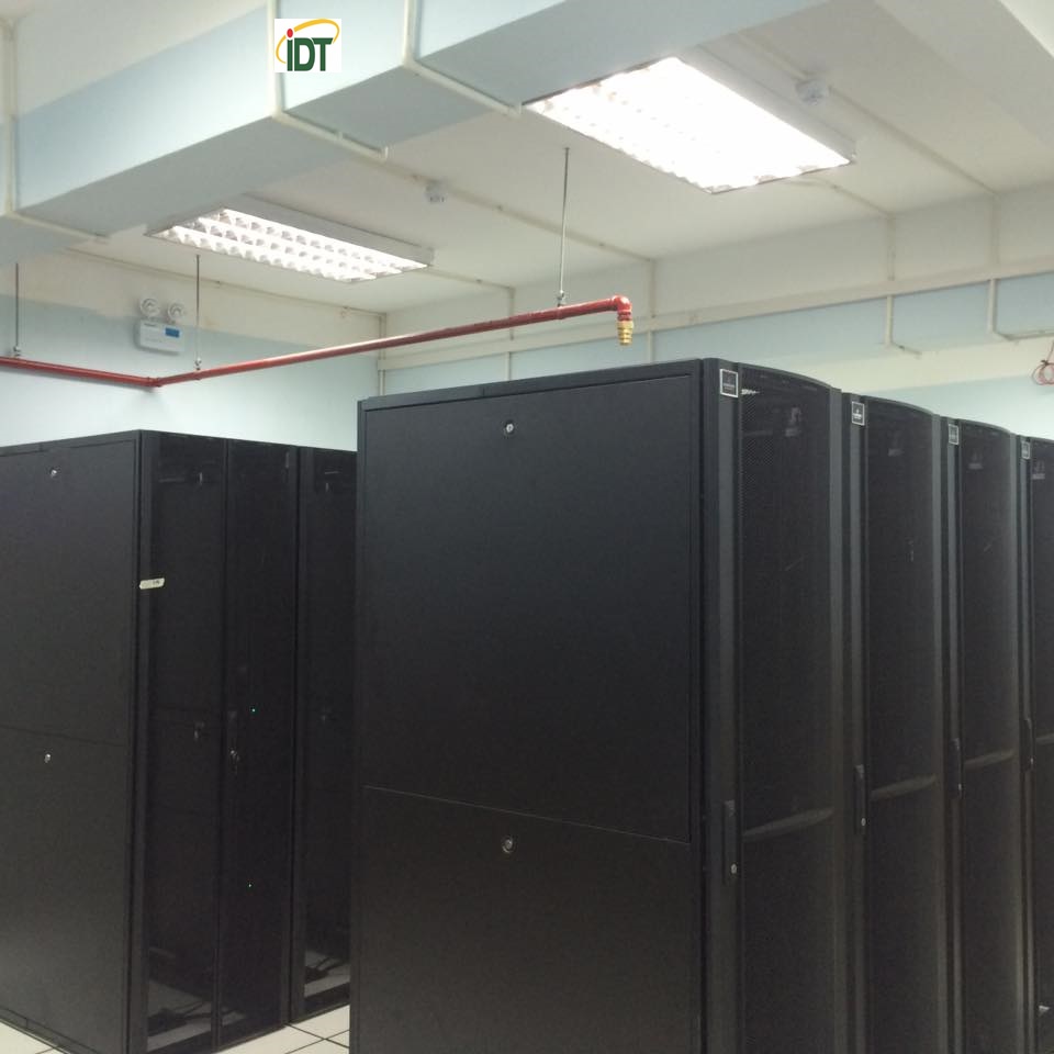 Láp máy lạnh chính xác phòng server