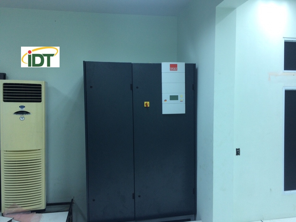 LẮP ĐẶT MÁY LẠNH PHÒNG SERVER