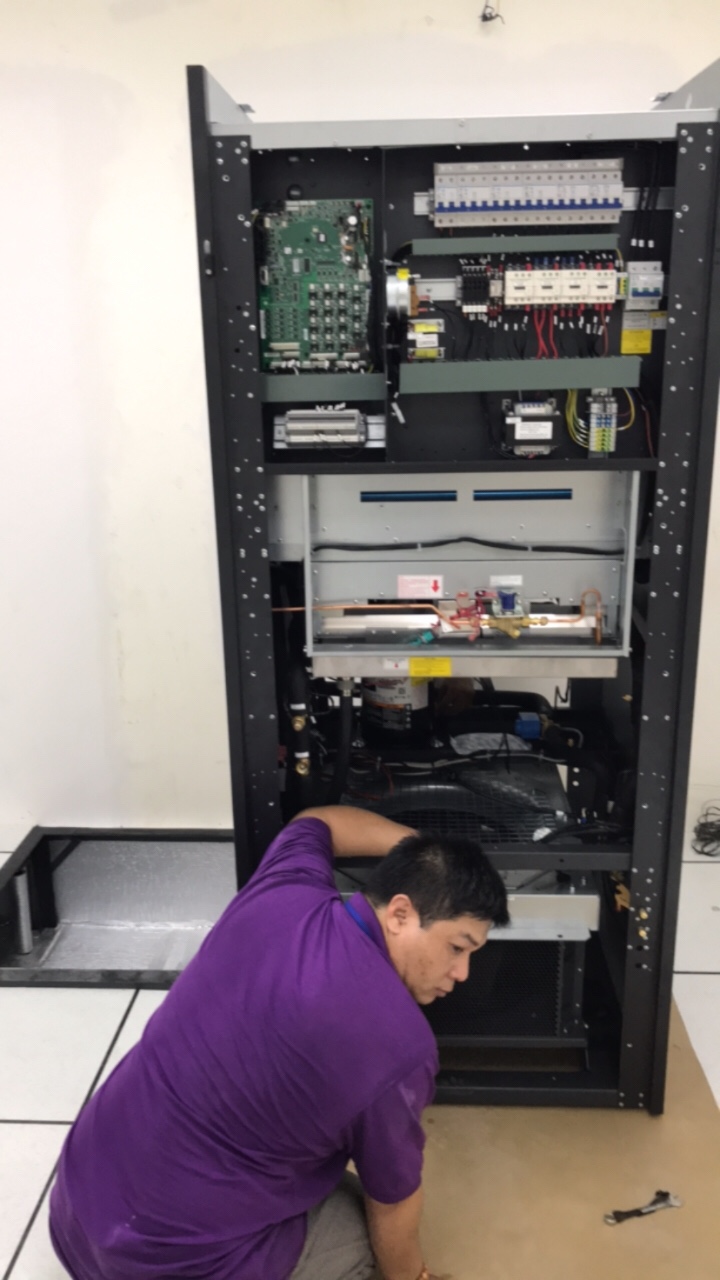 SỬA MÁY LẠNH CHÍNH XÁC