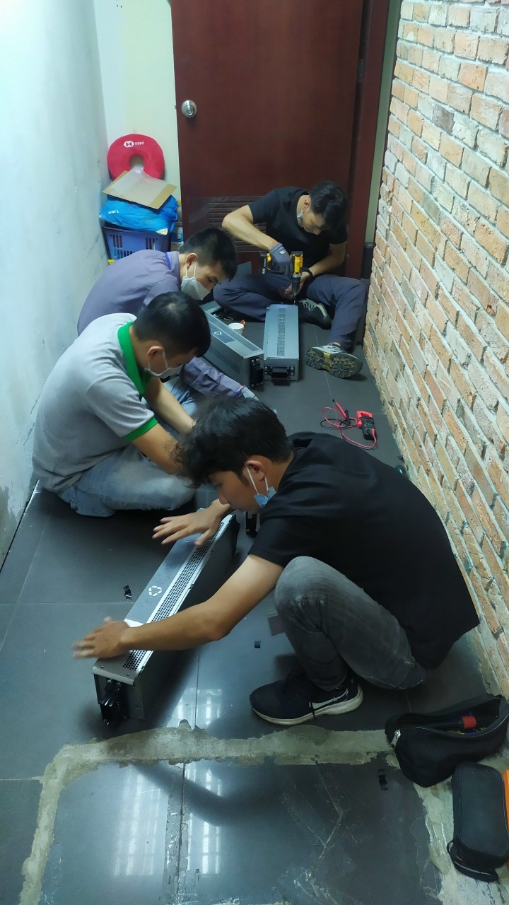 THAY ẮC QUY UPS APC