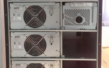 THAY PIN UPS APC 8KVA