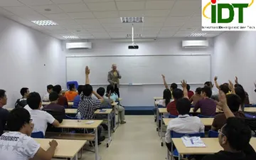 VỆ SINH MÁY LẠNH QUẬN 2 UY TÍN CHẤT LƯỢNG