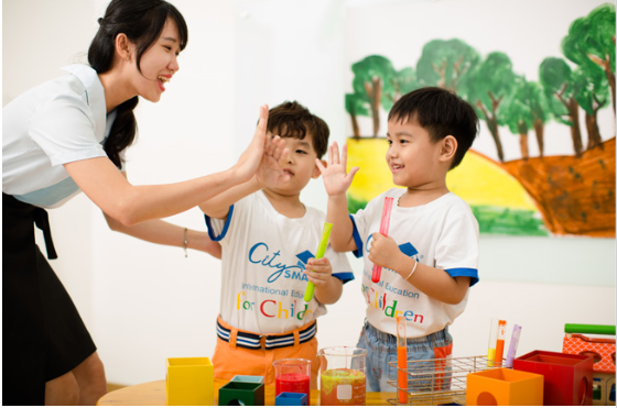 Học tiếng Trung trẻ em qua trò chơi