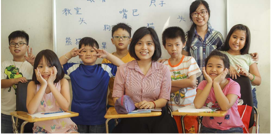 Phụ huynh trăn trở bài toán học tiếng Hoa thiếu nhi ở đâu