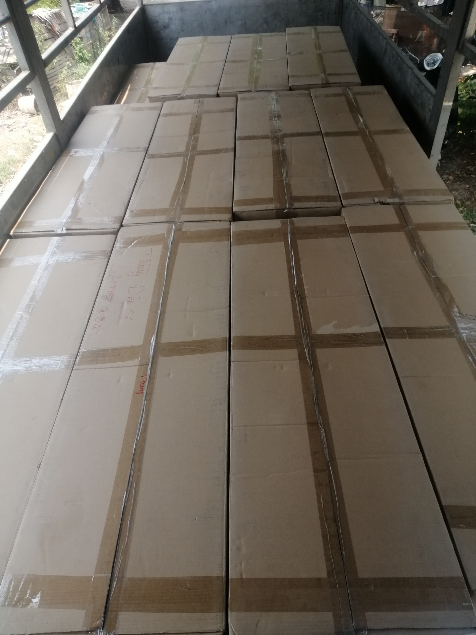 Đèn năng lượng mặt trời nikkon RA365 80W Đèn năng lượng mặt trời nikkon RA365 80W