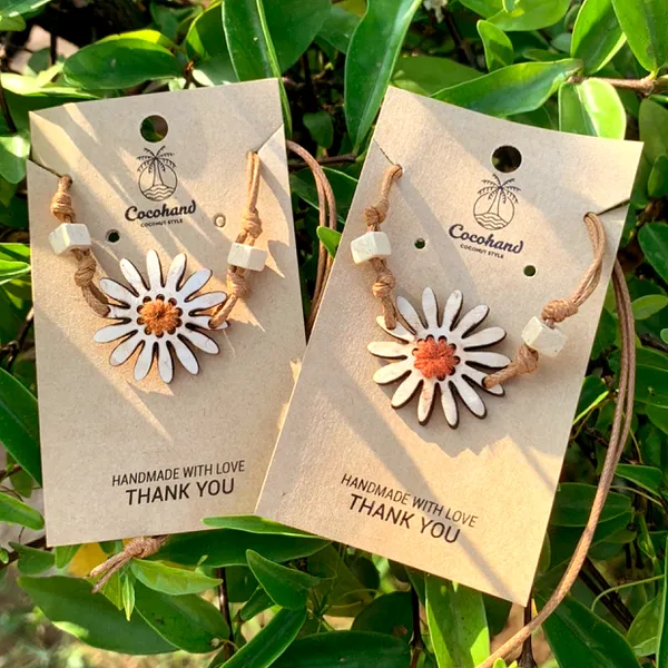 VÒNG TAY DỪA HOA CÚC PHỐI CHỈ THÊU, 4 màu tùy chọn