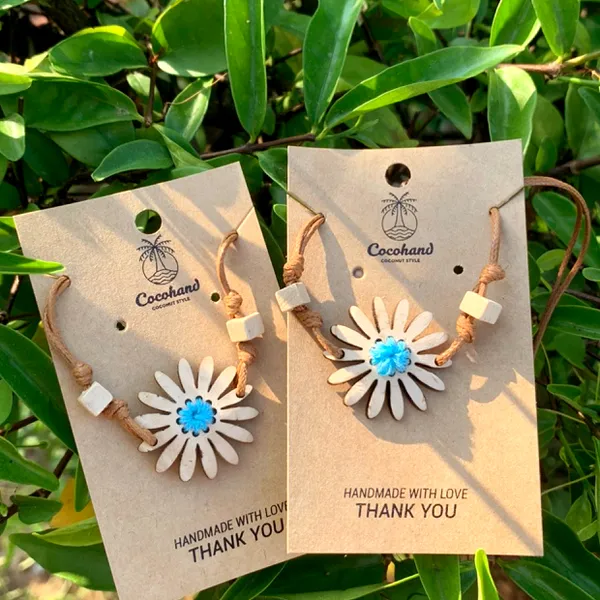 VÒNG TAY DỪA HOA CÚC PHỐI CHỈ THÊU, 4 màu tùy chọn