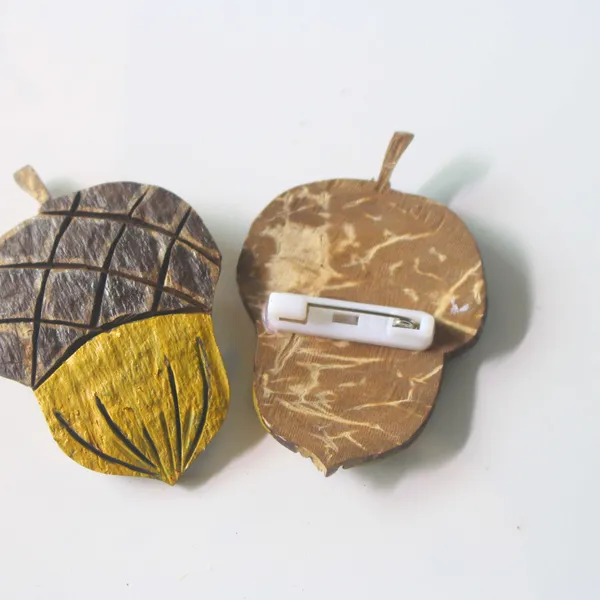 Bộ 11 Pin- Bán lẻ, huy hiệu Giáng Sinh cài áo, balo trang trí siêu xinh