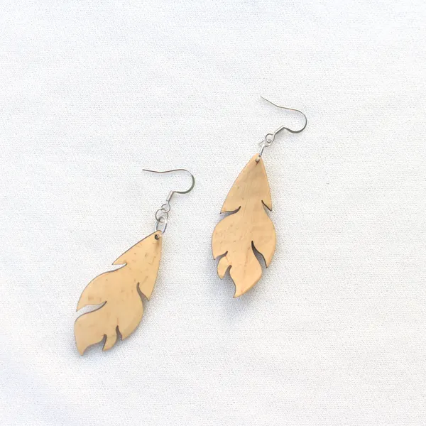 BÔNG TAI DỪA DÁNG LÔNG VŨ