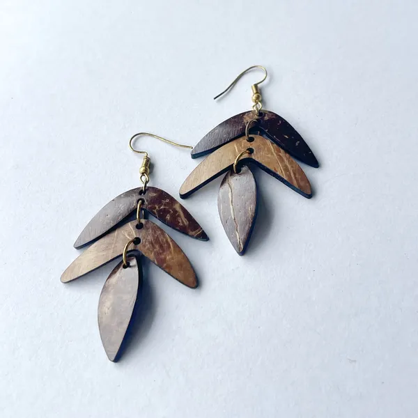 BÔNG TAI DỪA DÁNG LÁ XẾP TẦNG