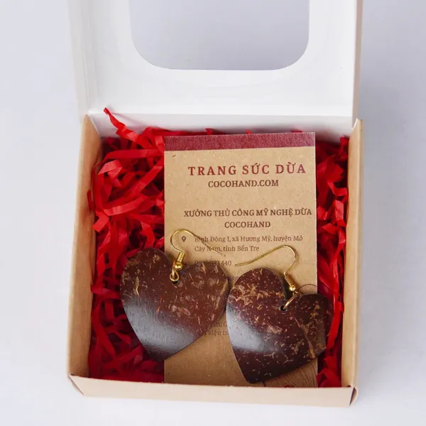 BÔNG TAI DỪA DÁNG TRÁI TIM