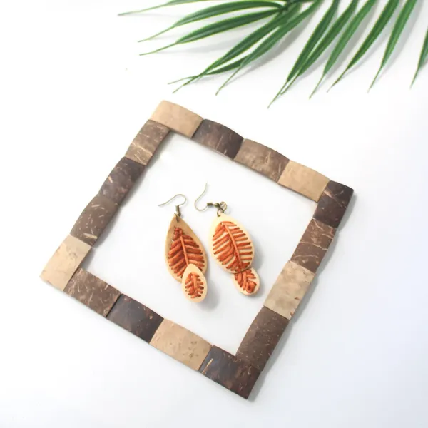 BÔNG TAI DỪA DÁNG LÁ PHỐI CHỈ THÊU, 4 màu tùy chọn