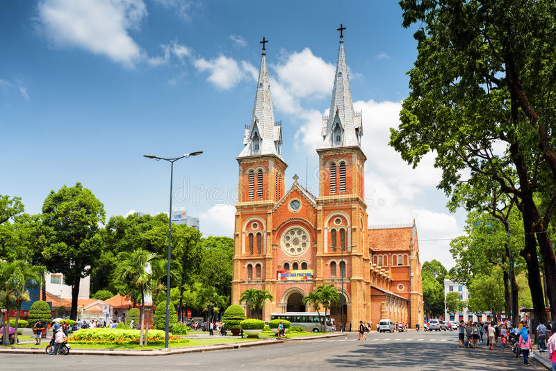 NHỮNG LƯU Ý KHI LẮP ĐẶT HỆ THỐNG ÂM THANH NHÀ THỜ