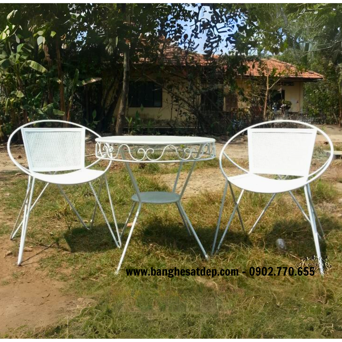 Bàn ghế sắt đẹp mang phong cách ấn tượng KH15-BG002 Bàn ghế sắt đẹp mang phong cách ấn tượng KH15-BG002