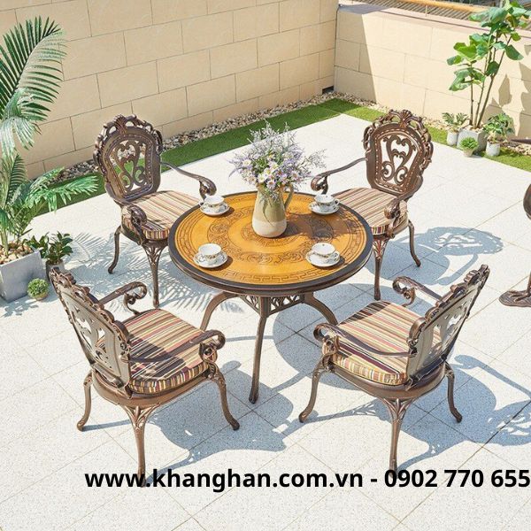 Bàn Ghế nhôm ngoài trời  sơn tĩnh điện phong cách tân cổ điển KH23-B44.4G03A Bàn Ghế nhôm ngoài trời  sơn tĩnh điện phong cách tân cổ điển KH23-B44.4G03A