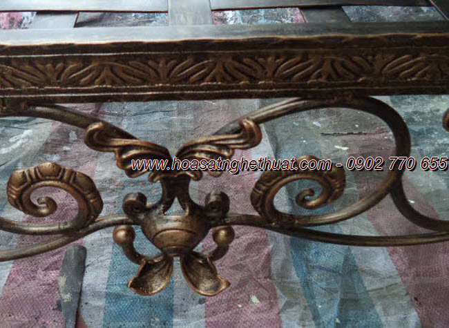 Bàn Ghế Sắt Rèn - Sắt rèn nghệ thuật và phụ kiện sắt. Bàn Ghế Sắt Rèn - Sắt rèn nghệ thuật và phụ kiện sắt.