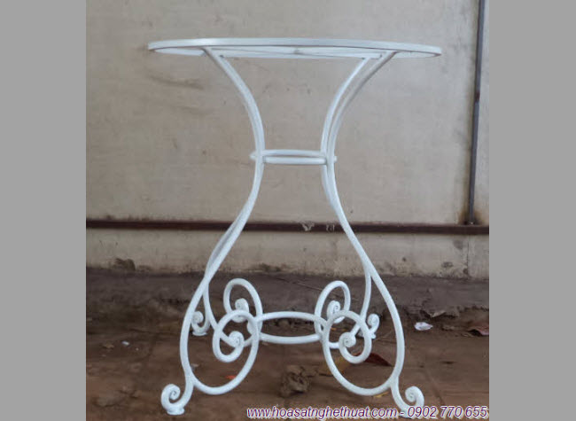 Bàn kiểu đẹp bằng sắt uốn mỹ thuật KH-B020 Bàn kiểu đẹp bằng sắt uốn mỹ thuật KH-B020