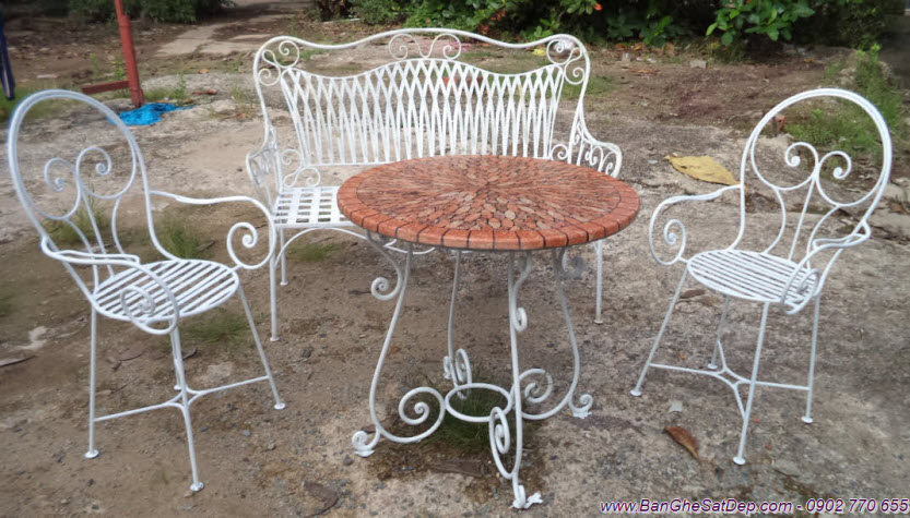 Những mẫu bàn ghế sắt rèn mỹ thuật được yêu thích nhất năm 2014-KH-BG025 Những mẫu bàn ghế sắt rèn mỹ thuật được yêu thích nhất năm 2014-KH-BG025