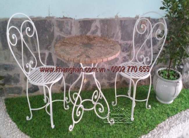 Bàn Ghế Sân Vườn Sắt Nghệ Thuật KHANG HÂN Bàn Ghế Sân Vườn Sắt Nghệ Thuật KHANG HÂN