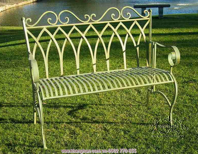 Ghế sân vườn đẹp bằng sắt uốn nghệ thuật phong cách Ý KH-G068 Ghế sân vườn đẹp bằng sắt uốn nghệ thuật phong cách Ý KH-G068