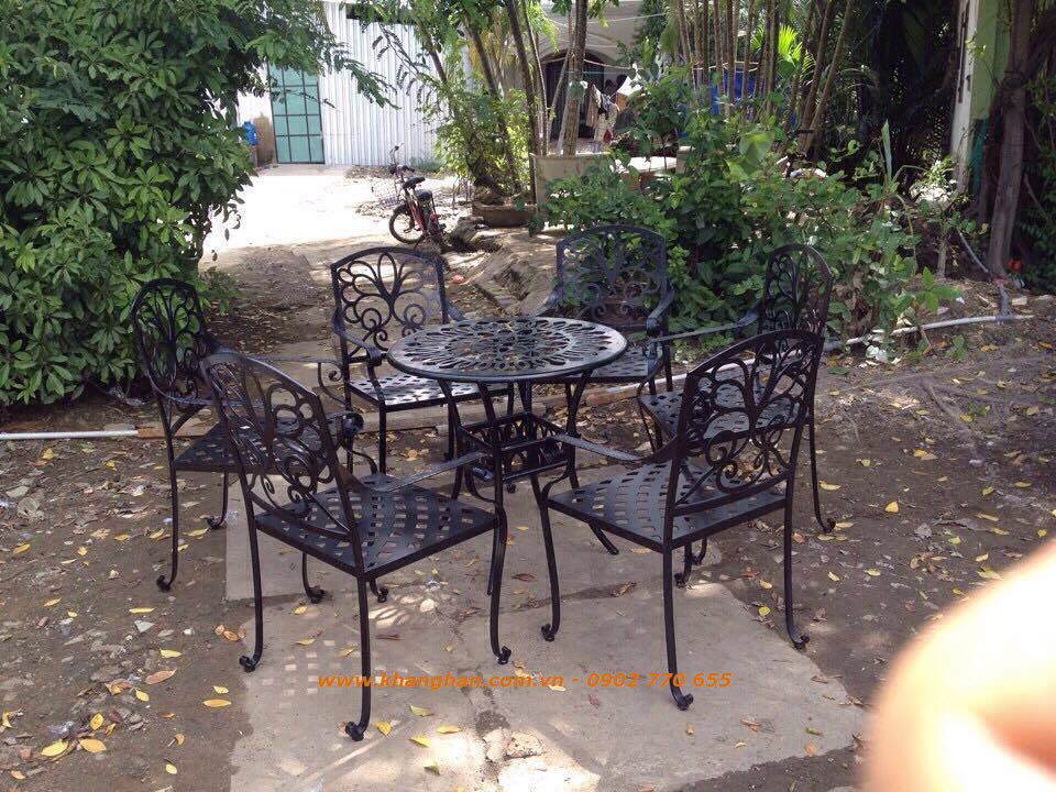Bàn ghế sắt mỹ thuật KH14-BG024 Bàn ghế sắt mỹ thuật KH14-BG024