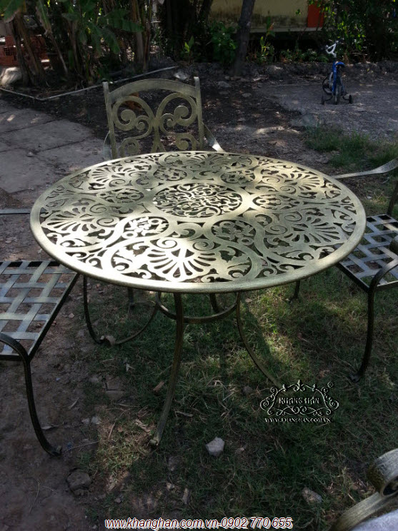 Bàn sắt nghệ thuật - KH15-BG001 Bàn sắt nghệ thuật - KH15-BG001