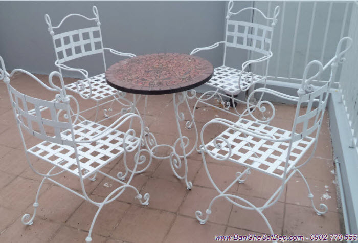Bàn ghế sân vườn sắt đẹp nghệ thuật KH-BG001 Bàn ghế sân vườn sắt đẹp nghệ thuật KH-BG001