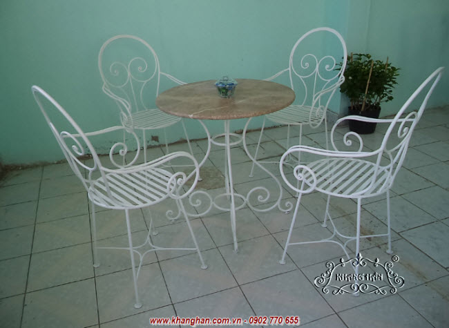 Bộ bàn ghế sắt mỹ thuật đẹp, sang trọng cho ngôi nhà thân yêu của bạn KH14-BG027 Bộ bàn ghế sắt mỹ thuật đẹp, sang trọng cho ngôi nhà thân yêu của bạn KH14-BG027