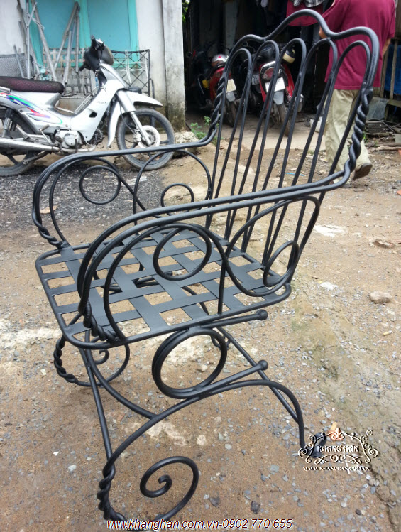 Ghế sắt mỹ thuật KH-BG004 Ghế sắt mỹ thuật KH-BG004