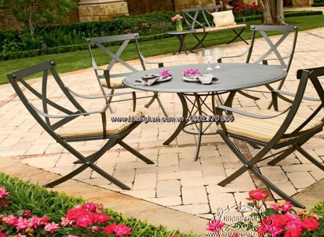 Bàn ghế sắt rèn nghệ thuật KH14-BG001 Bàn ghế sắt rèn nghệ thuật KH14-BG001