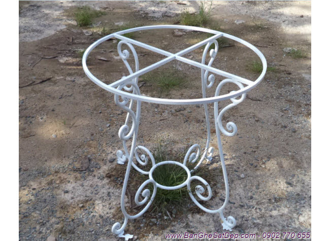 Bàn kiểu đẹp bằng sắt uốn mỹ thuật KH-B012 Bàn kiểu đẹp bằng sắt uốn mỹ thuật KH-B012